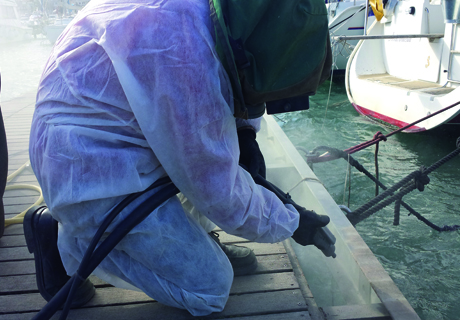 Sabbiatura pontili nautici sul posto